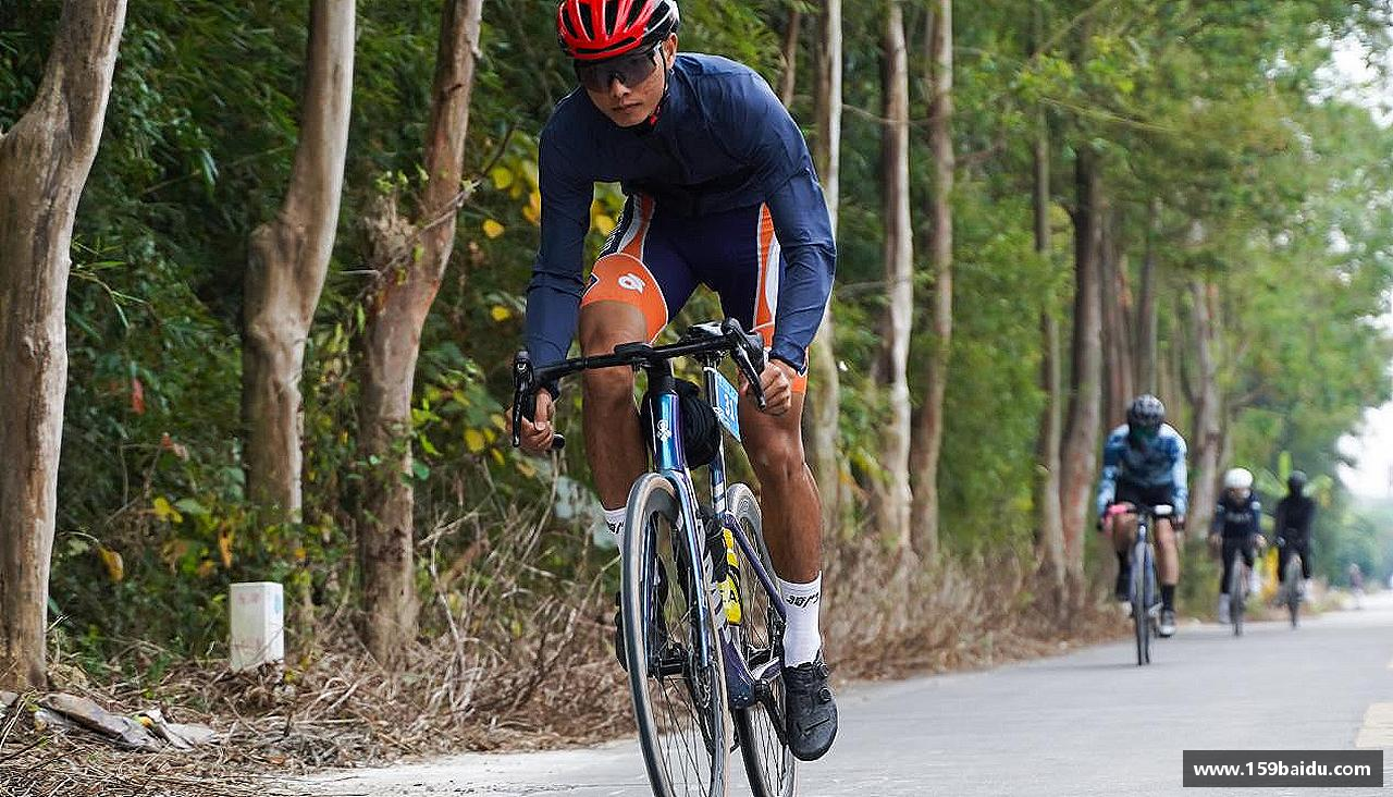 汗水与梦想，共创辉煌！